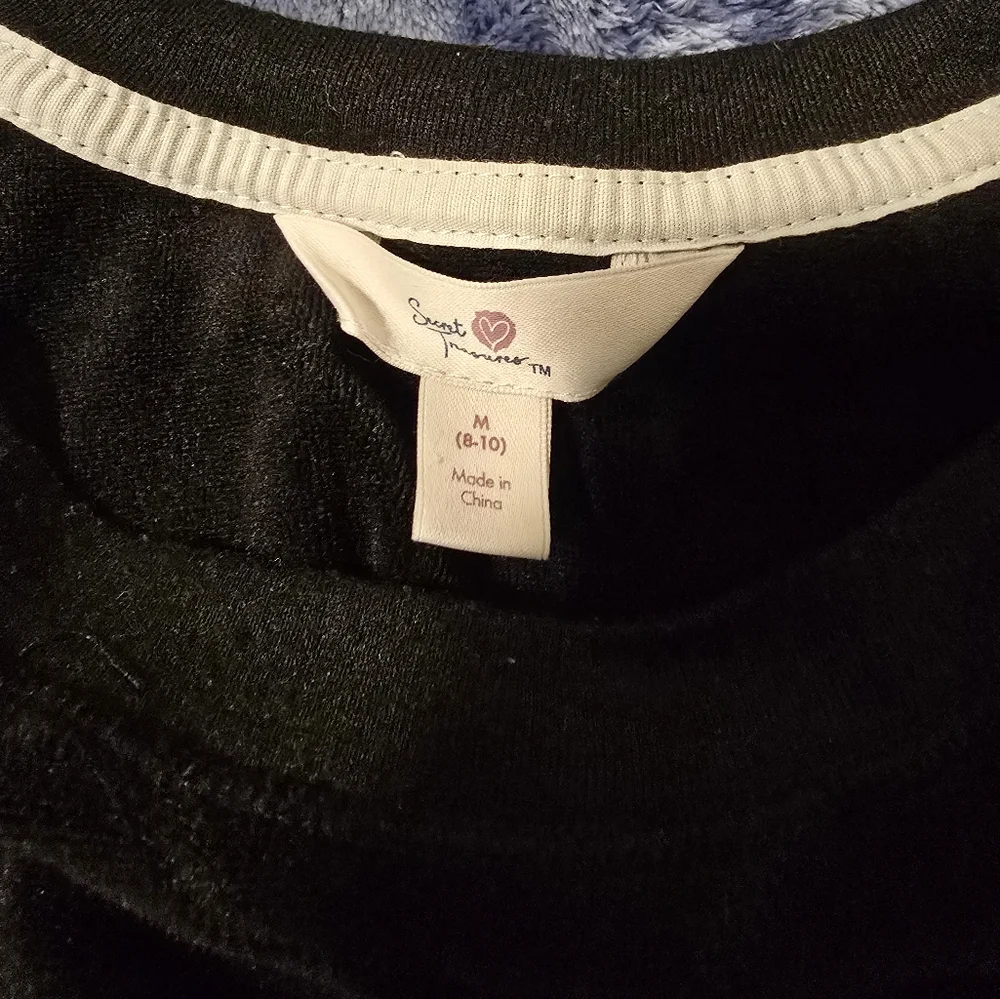 Womens Black Velour Medium Pajamas - Picture 4 of 9